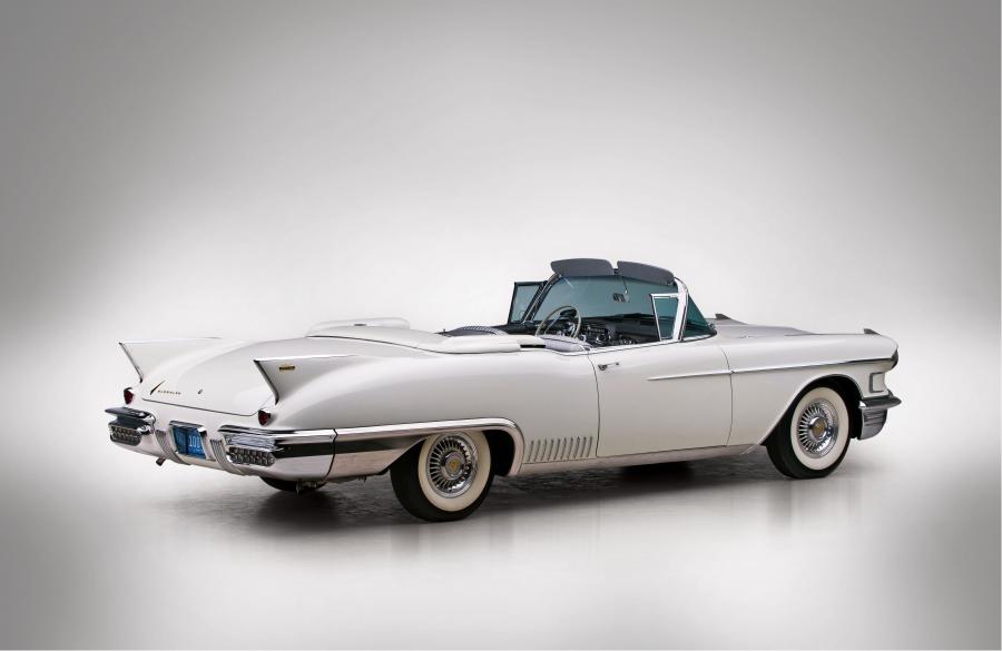  Cadillac Eldorado Biarritz Convertible 1958 года  (фото 37 из 39)
